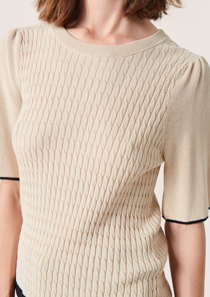 beige truitje soaked in luxury