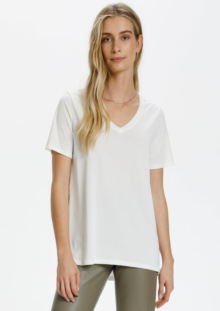 oversized v hals shirt wit soaked in luxury